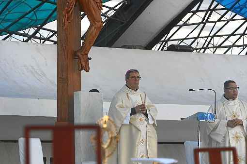 Missa de Corpus Christi na Catedral de BrasÃ­lia foi adaptada para preservar a saÃºde dos fiÃ©is