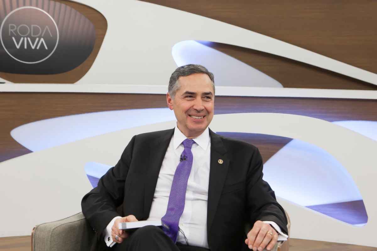 Em entrevista ao programa Roda Viva na noite desta segunda-feira (15/6), o ministro tambÃ©m disse que nÃ£o teme um golpe militar no Brasil