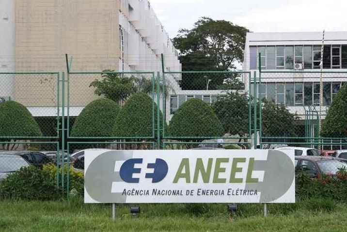 Aneel aprova socorro às distribuidoras de até R$ 16,1 bilhões