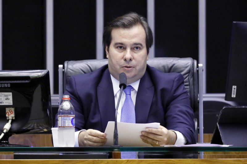 As investigaÃ§Ãµes da Procuradoria-Geral da RepÃºblica (PGR) apontam que quatro deputados do PSL, aliados do presidente Jair Bolsonaro, usaram dinheiro pÃºblico para financiar a divulgaÃ§Ã£o de manifestaÃ§Ãµes que pedem um golpe militar com o fechamento do Congresso e do Supremo Tribunal Federal (STF).