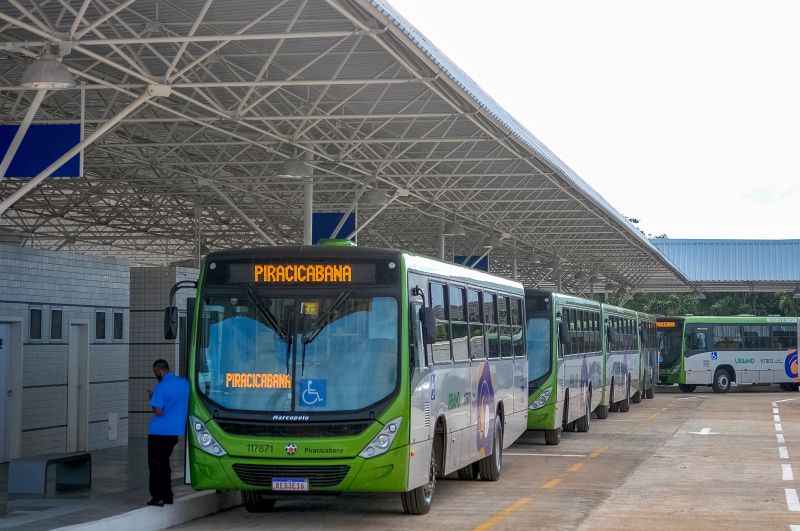 Ã”nibus elÃ©tricos tambÃ©m vÃ£o fazer parte da frota. AlÃ©m disso, a Semob criou uma linha que vai circular entre a RodoviÃ¡ria e o Memorial  JK