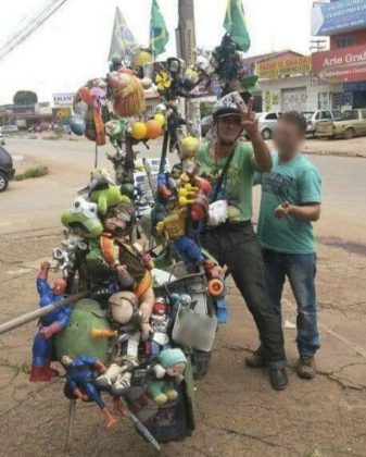 VÃ­tima era catador de reciclÃ¡vel muito conhecido em ValparaÃ­so por andar em uma bicicleta toda enfeitada