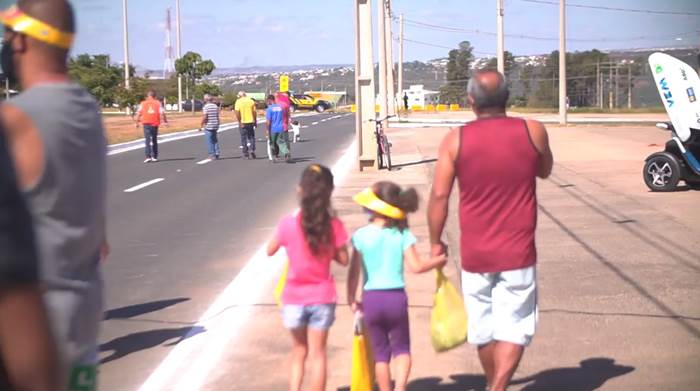 Os moradores se distraÃ­ram, pela primeira vez, no Domingo da Gente