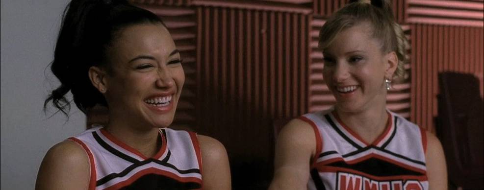 Heather Morris vivia par romÃ¢ntico com Naya Rivera em 'Glee'