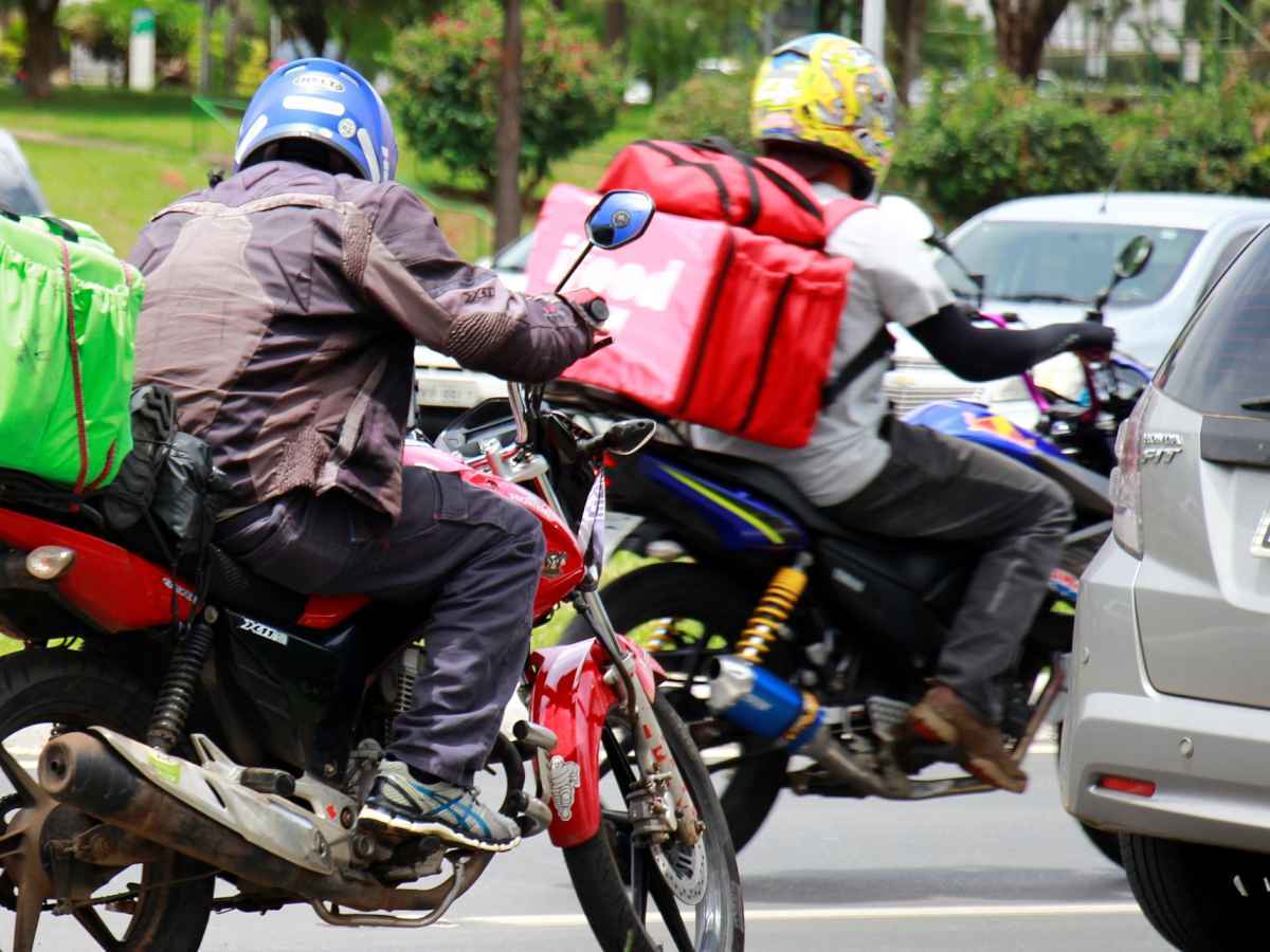 Aplicativo é condenado a pagar indenização por barata em delivery