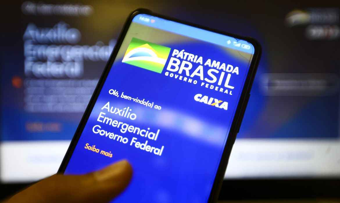 Os usuÃ¡rios do aplicativo Caixa Tem, usado para movimentar a conta, devem se apresentar em uma agÃªncia bancÃ¡ria, com documento de identidade para regularizar o cadastro