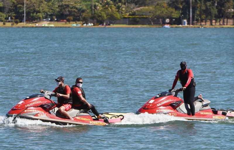 Foram quatro dias de busca pelo Lago Paranoá