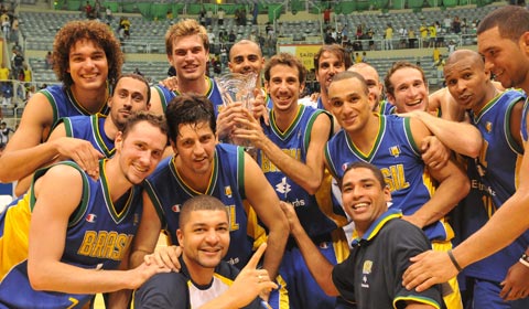 Festa brasileira no Maracanãzinho: Seleção parte agora para a Copa América