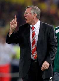 O Manchester, de Alex Ferguson, fechou a lista com Michael Owen, Antonio Valencia e Gabriel Obertan